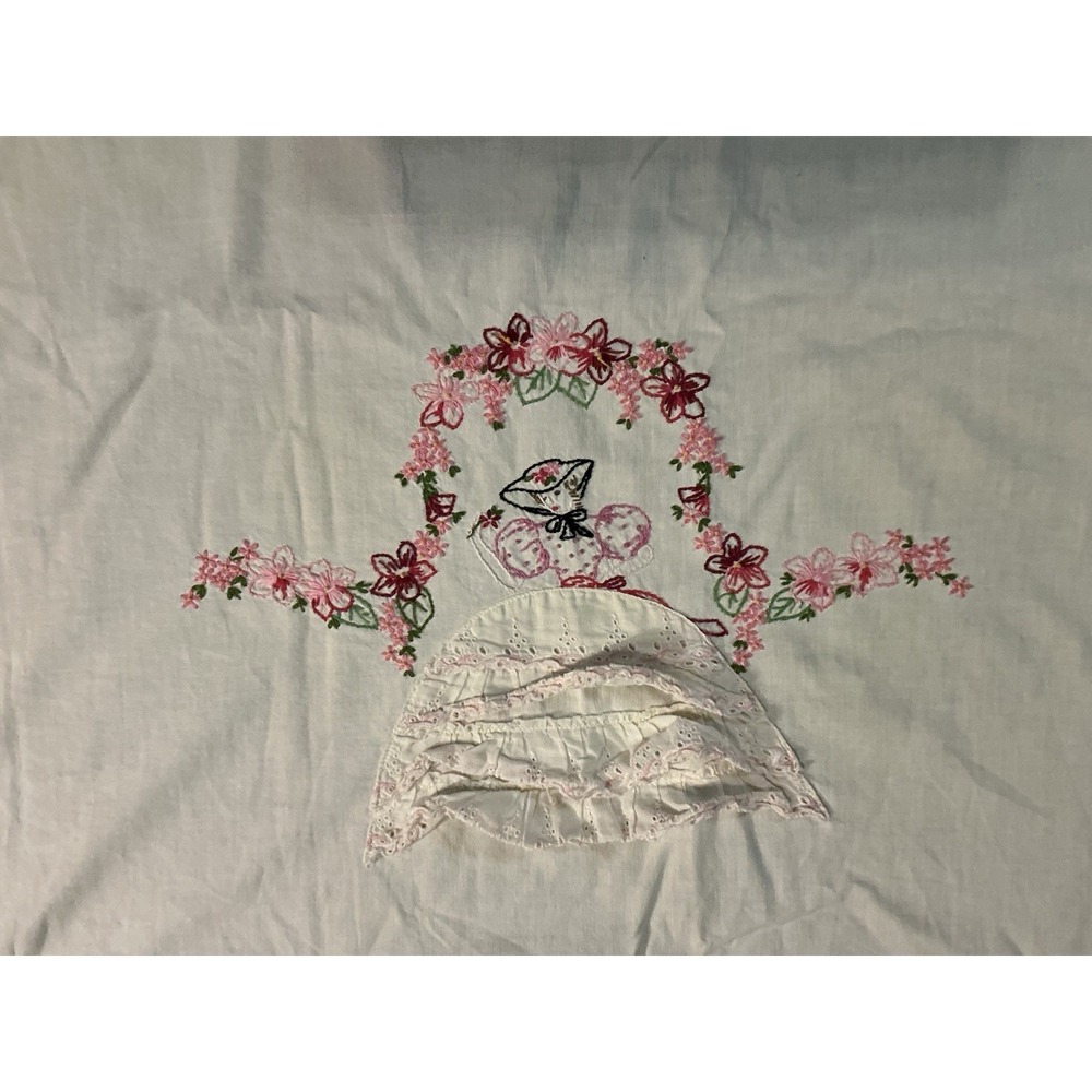 Vtg Hand Embroidered Southern Belle Flat Sheet 94in X 77in
